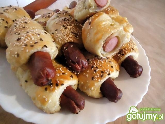 Parówki w cieście francuskim wg Mychy Parówki w cieście francuskim wg Mychy