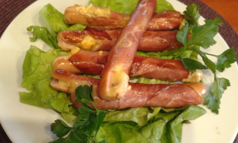 Parówki z serem w szynce szwarcwaldzkiej