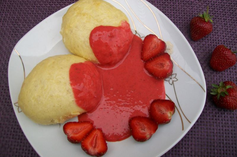 Paruchy z truskawkami