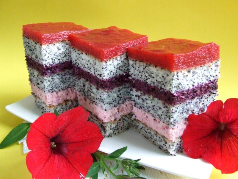 Pasiasty misz-masz truskawkowo-jagodowy Pasiasty misz-masz truskawkowo-jagodowy