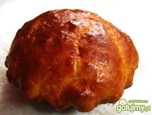 Paska wielkanocna z rodzynkami