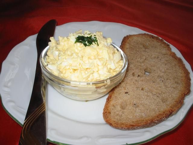 Pasta jajeczna Pasta jajeczna