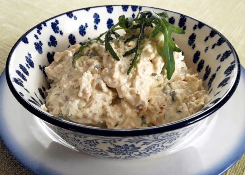 Pasta jajeczna śniadaniowa z nutką chrzanu