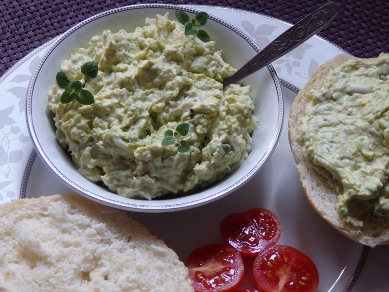 Pasta jajeczna z awokado