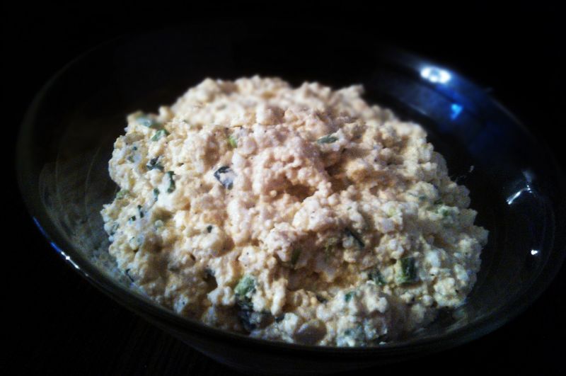 Pasta jajeczna z chrzanem i szczypiorkiem