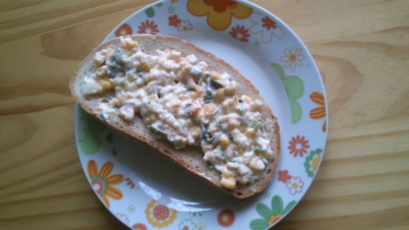 Pasta jajeczna z kukurydzą Pasta jajeczna z kukurydzą