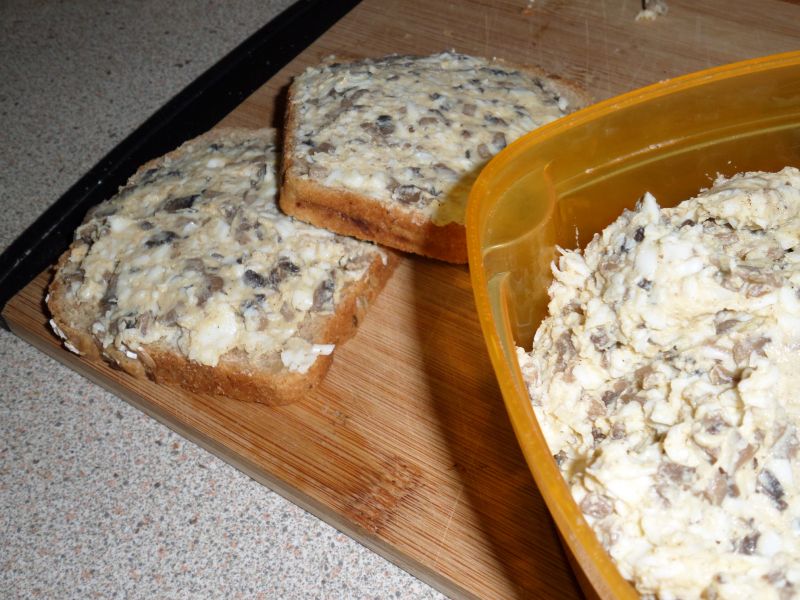 Pasta jajeczno pieczarkowa Pasta jajeczno pieczarkowa