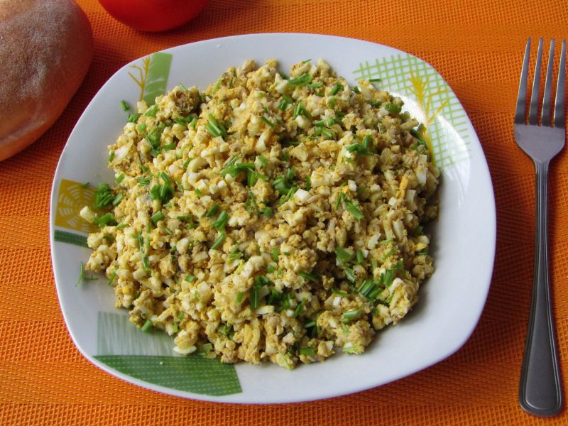 Pasta jajeczno- rybna ze szczypiorkiem