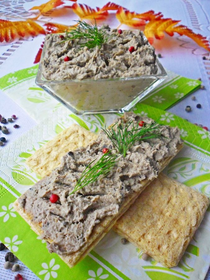 Pasta mięsna z kawiorem z bakłażana Pasta mięsna z kawiorem z bakłażana