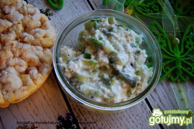 Pasta ogórkowo-czosnkowa Pasta ogórkowo-czosnkowa