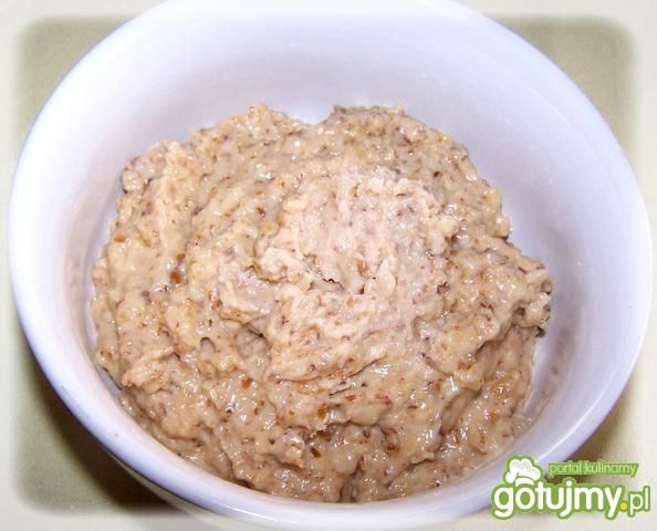 Pasta orzechowo - serowa 