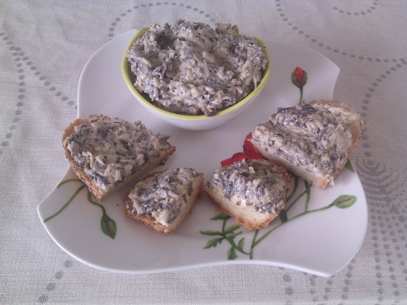 Pasta pieczarkowo serowa Pasta pieczarkowo serowa