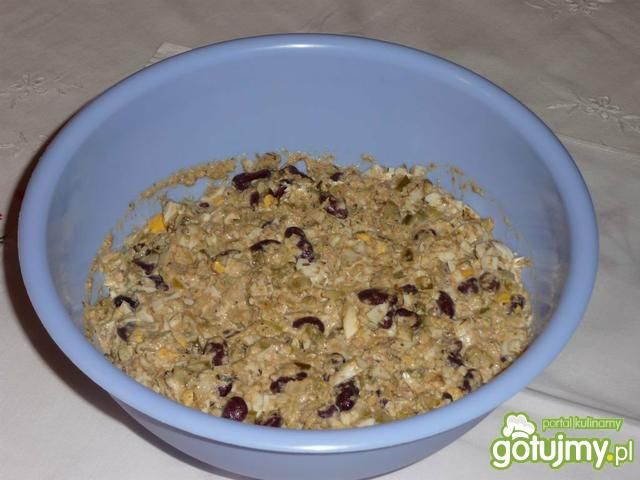 Pasta rybna z dodatkiem fasolki 