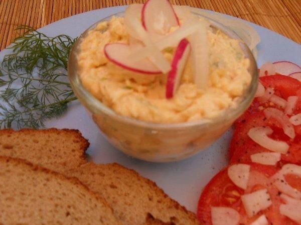 Pasta serowa czyli obazda po mojemu.