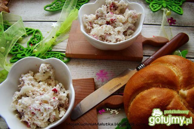 Pasta śniadaniowa z makrelą i oliwkami 