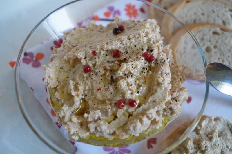 Pasta sojowa z cebulą i kuminem