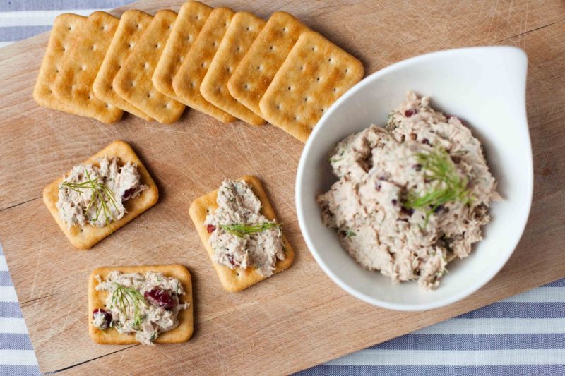 Pasta tuńczykowa z żurawiną