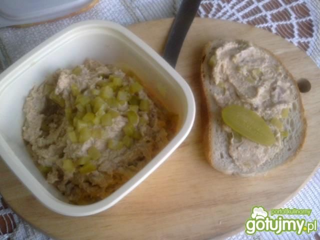 Pasta z boczku i korniszona  