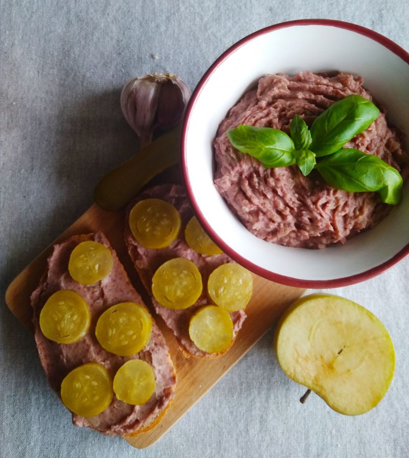 Pasta z czerwonej fasoli