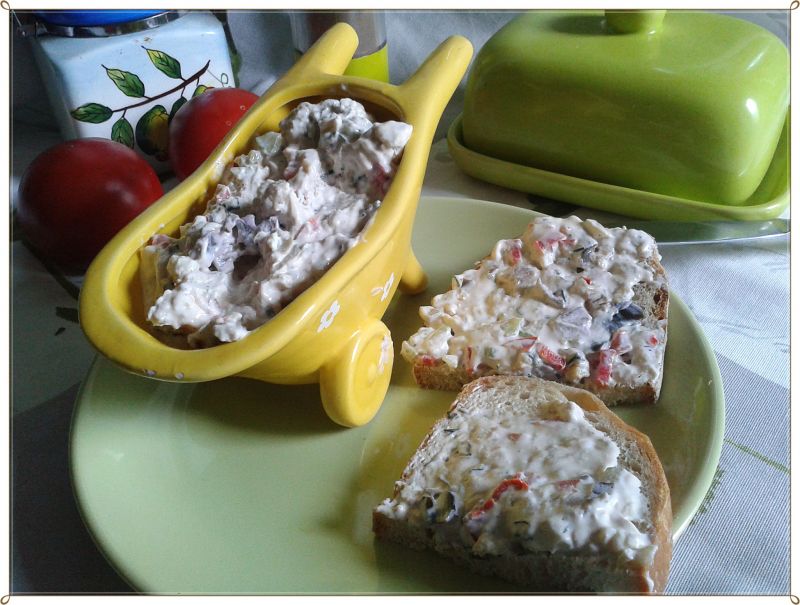 Pasta z fety z grillowanym bakłażanem  Pasta z fety z grillowanym bakłażanem