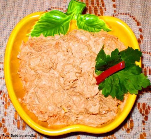 Pasta z gotowanej wołowiny do chleba