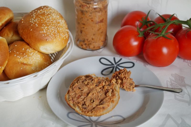 Pasta z kurczaka z suszonymi pomidorami Pasta z kurczaka z suszonymi pomidorami