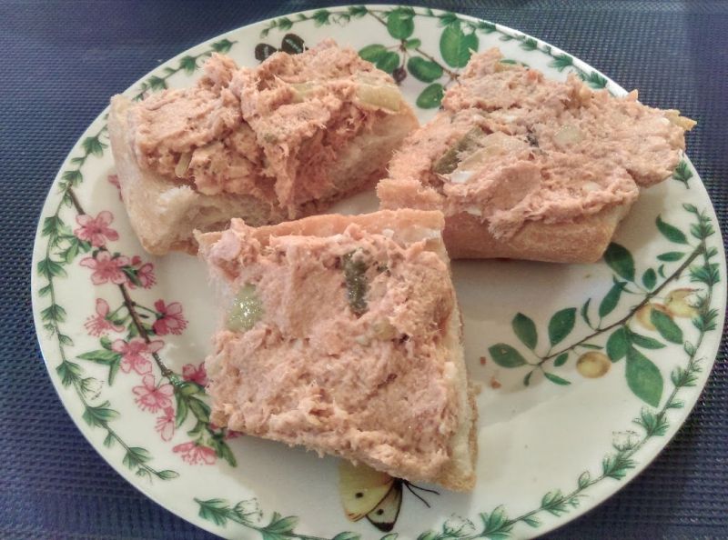 Pasta z łososia do kanapek