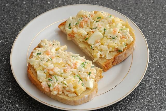 Pasta z Łososiem i Avocado Pasta z Łososiem i Avocado