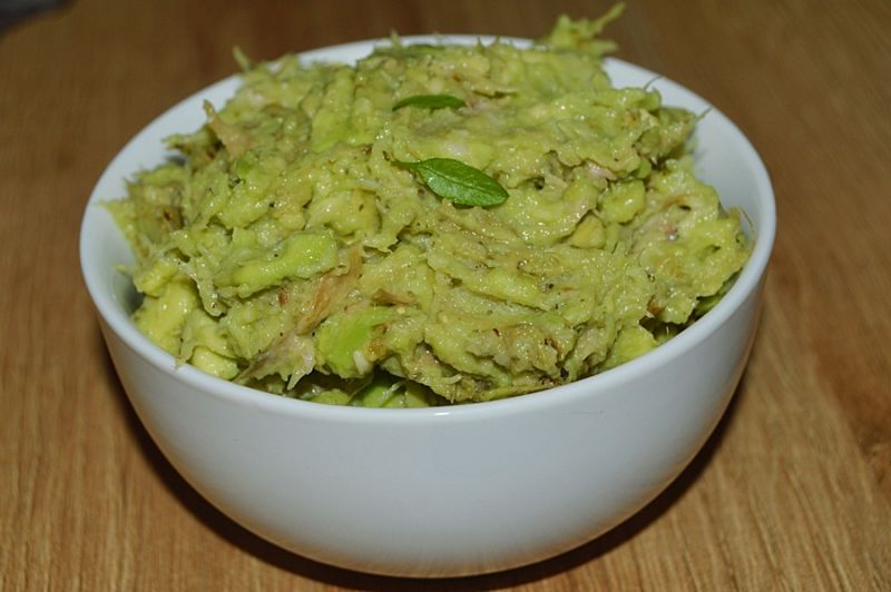 Pasta z makreli i awokado