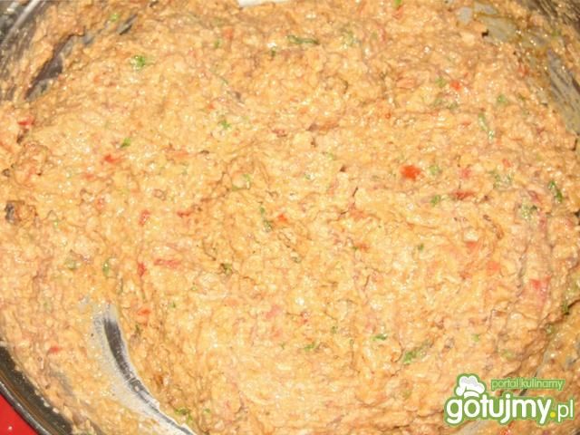 Pasta z mięsa drobiowego i serka topione Pasta z mięsa drobiowego i serka topione