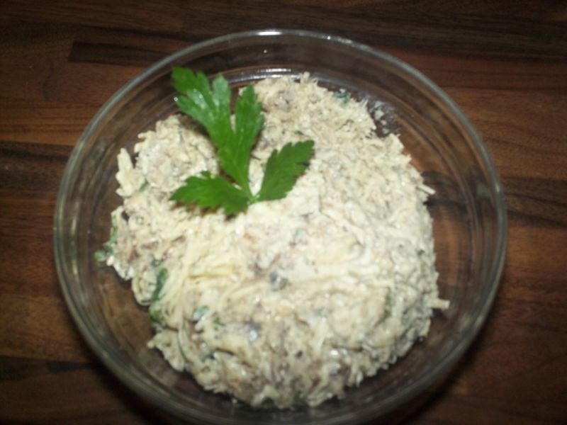 Pasta z sardynek z serem żółtym Pasta z sardynek z serem żółtym