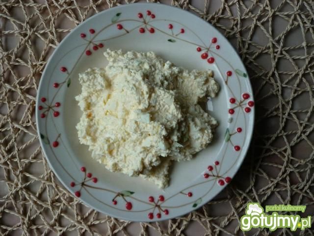 Pasta z sera twarogowego z jajkami