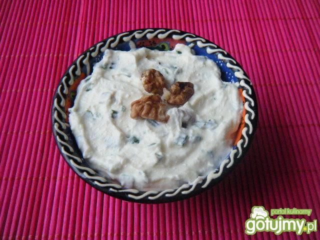 Pasta z sera ze szczypiorkiem czosnkowym Pasta z sera ze szczypiorkiem czosnkowym