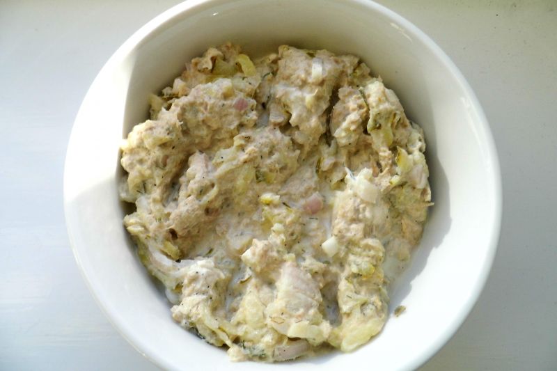 Pasta z tuńczyka z ogórkami konserwowymi Pasta z tuńczyka z ogórkami konserwowymi