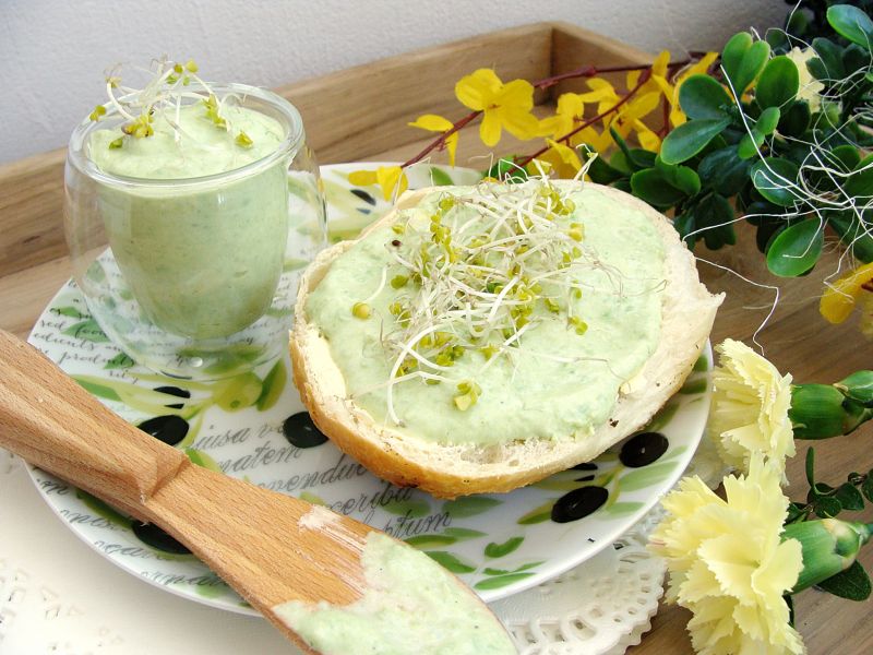 Pasta z zielonego groszku