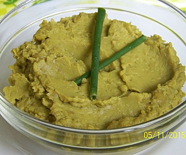 Pasta z zielonego groszku i mięty