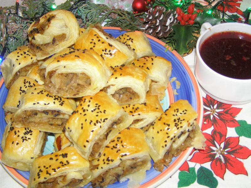 Paszteciki francuskie z kapustą i pieczarkami