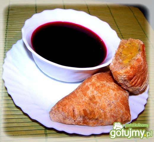 Paszteciki wegańskie z cieciorką. Paszteciki wegańskie z cieciorką.