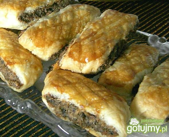 Paszteciki z ciasta siekanego