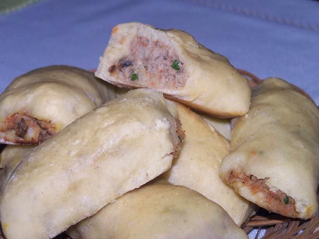 Paszteciki z mięsem i pieczarkami