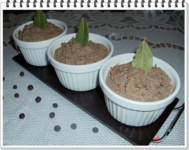 Pasztet drobiowy Eli bez pieczenia