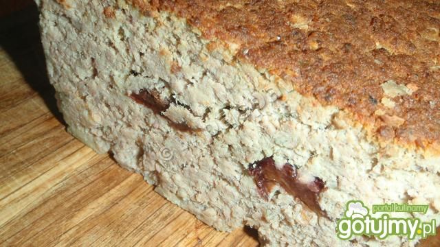 Pasztet króliczy ze śliwką 