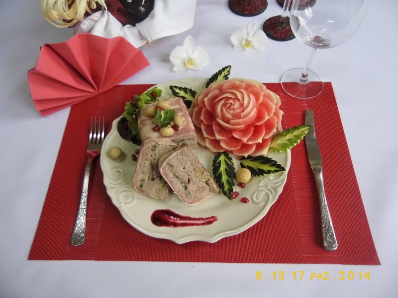 Pasztet marmurkowy z pistacjami 