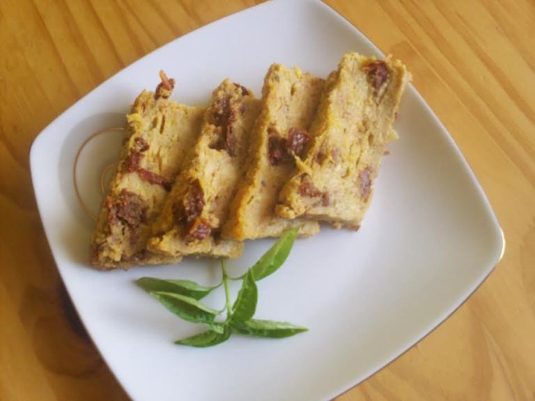 Pasztet z cukinii z suszonymi pomidorami