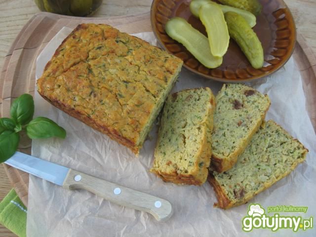 Pasztet z cukinii z suszonymi pomidorami