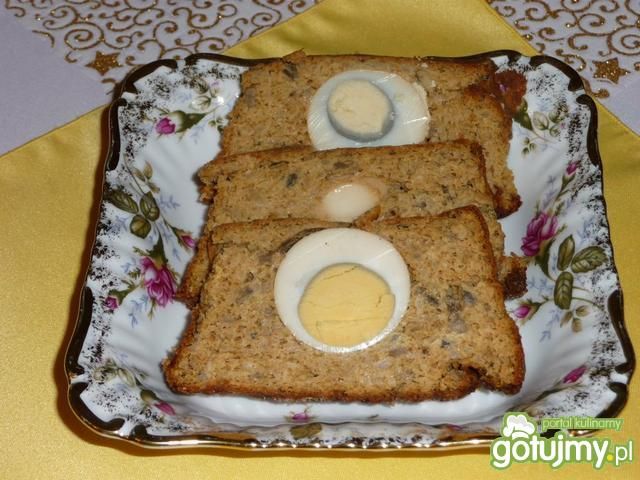 Pasztet z jajeczkiem