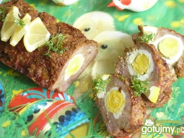 Pasztet z jajecznym oczkiem