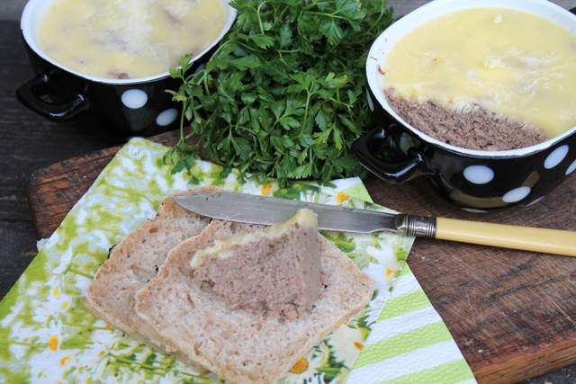 Pasztet z podrobów bez pieczenia