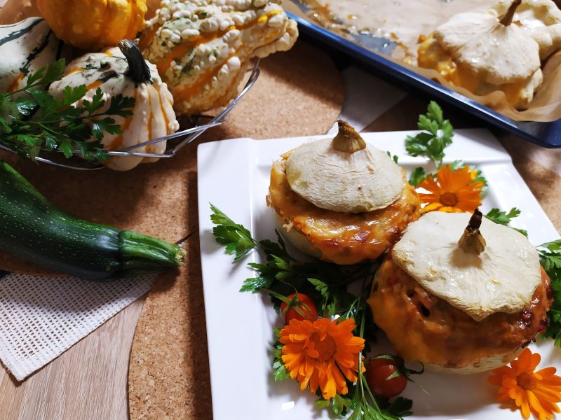 Patisony faszerowane