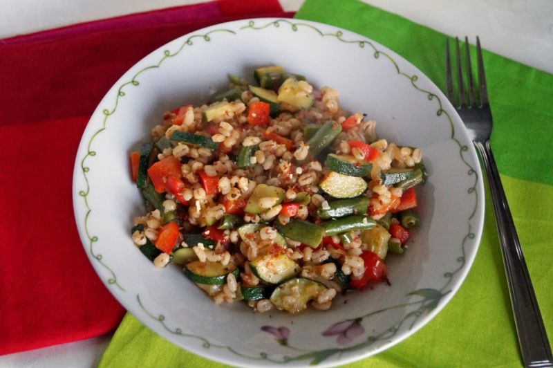 Pęczak z papryką i cukinią Pęczak z papryką i cukinią